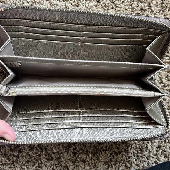 Mute Gray COACH wallet - Picture 3 of 6